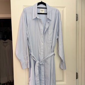 Abercrombie & Fitch Light Blue Striped Button Down Shirt